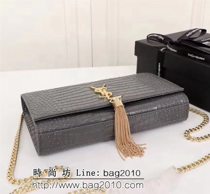 YSL聖羅蘭 經典金扣 鱷魚紋牛皮 時尚流蘇包 26700 YAS1124